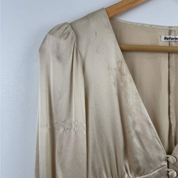 Reformation Women Cadence Champaign Silk Top Size Small - Picture 3 of 10